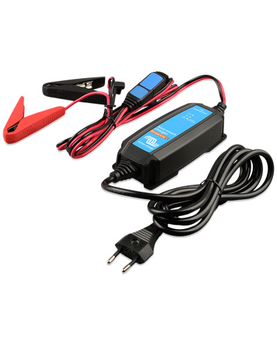 CARGADOR DE BATERÍA 12V VICTRON BLUE SMART IP65 12/15(1) 230V CEE 7/17