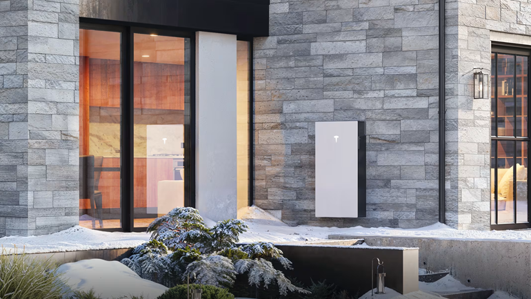 TESLA Powerwall 3 instalación en exterior